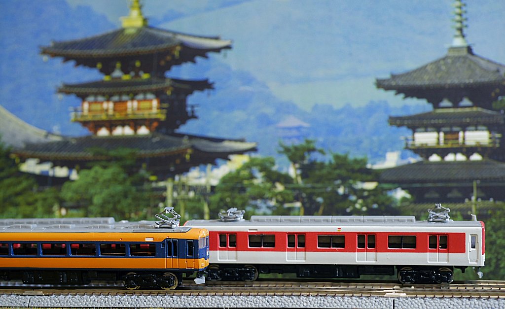 Zゲージの近鉄電車